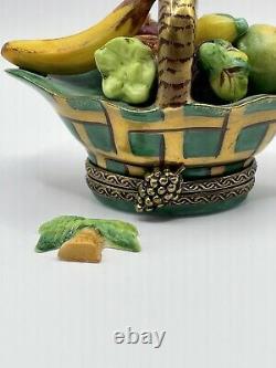 Limoges France Peint Main Tropical Fruit Basket Chamart Trinket Box