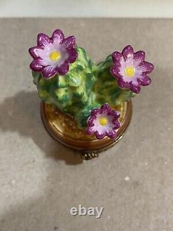 Limoges France Peint Main Versailles 3 Flowering Cactus' Trinket Box 5/500 RARE