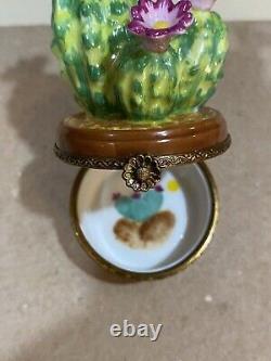 Limoges France Peint Main Versailles 3 Flowering Cactus' Trinket Box 5/500 RARE