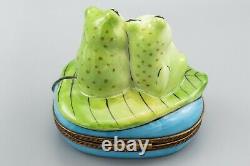 Limoges France Porcelain Trinket Box RAP Frog Couple Lilly Pad Bug Peint Main