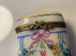 Limoges France Porcelain Trinket Hinged Box Peint Main Floral Bow Pattern