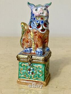 Limoges France Rochard Handpainted Chinese Guardian Foo Dog Trinket Box