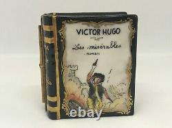 Limoges-Marque Depose-Peint Main-Les Miserables-Victor Hugo-Paris/1862 Trinket