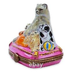 Limoges Mother Cat with Kittens on Bed Porcelain Trinket Box Peint Main France