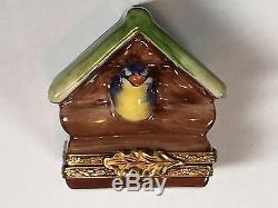 Limoges Peint Main Box Bird House Birdhouse Baby Birds Inside! Mint Condition