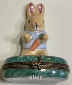Limoges Peint Main Bunny Rabbit Handmade Collector's Trinket Box from France
