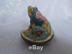Limoges Peint Main Chamart Floral Frog Lily Pad Hinged Trinket Box Vintage Rare