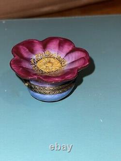 Limoges Peint Main France Sunflower Flower Shaped Porcelain Trinket Box