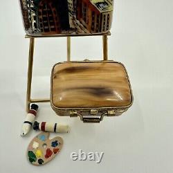 Limoges Peint Main Hinged Trinket Box. Porcelain New York City Easel