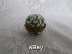 Limoges Peint Main Lily Of The Valley Hand Painted Trinket Box Floral Clasp Rare