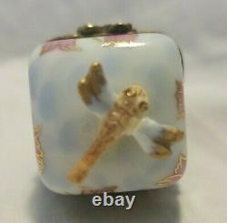 Limoges Peint Main Trinket Box with Dragonfly numbered 44 of 100 Bow Clasp