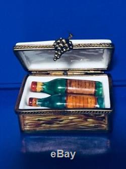Limoges Peint Main Wine Crate Hinged Trinket Box With Two Bottles