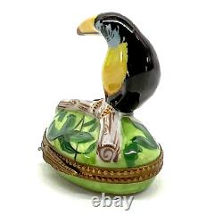 Limoges Perched Toucan Bird Porcelain Trinket Box France Peint Main