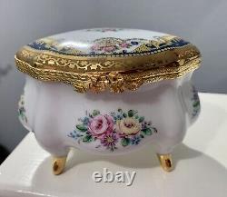 Limoges Porcelain 22K Hand Decorated Floral Hinged Trinket Box