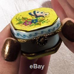 Limoges Rochard Hand Painted Gold Leaf Butterfly Flowers Pill Box Trinket Box