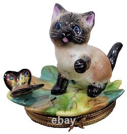 Limoges Siamese Cat With Butterfly Porcelain Trinket Box France Peint Main