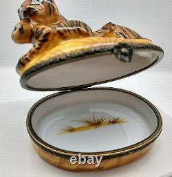 Limoges TIGER & CUB Trinket Box Peint Main Hand Painted in France
