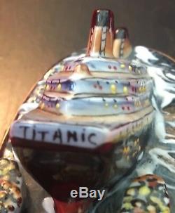 Limoges Titanic Sinking Peint Main Porcelain Trinket box signed by artist LJ