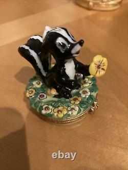 Limoges Trinket Box Artoria Peint Main France Disney Daisy Skunk with Flower