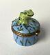 Limoges Trinket Box Green Smiling Frog In Pond Lilly Pads Peint Main France