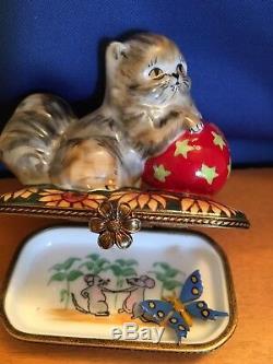 Limoges Trinket Box Playful Persian Kitten Cushioned upon Sunflower Ornate Box