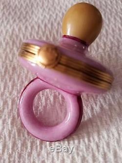 Limoges box peint mein Collectible 21/750 Pierre Arquie Pink Baby Pacifier NEW