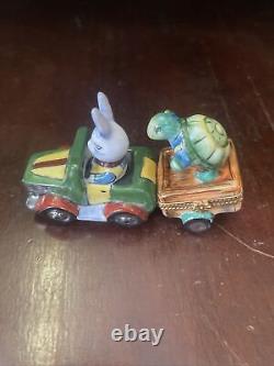 Limoges peint main trinket box rabbit easter car pulling tailer cart Withturtle