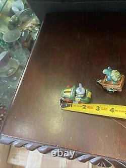 Limoges peint main trinket box rabbit easter car pulling tailer cart Withturtle