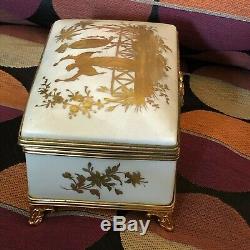 Lovely Limoges 22k Gold Chinoiserie Decoration Footed Jewelry Box by Le Tallec