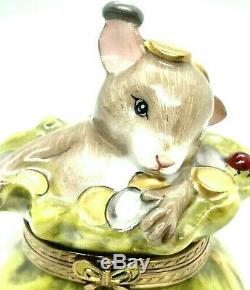 Mouse in Money Bag Limoges Box- Gerard Ribierre for Rochard (Retired)
