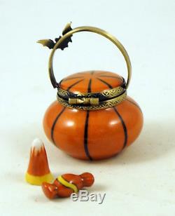 NEW FRENCH LIMOGES TRINKET BOX HALLOWEEN JACK'O LANTERN PUMPKIN BASKET With CANDY