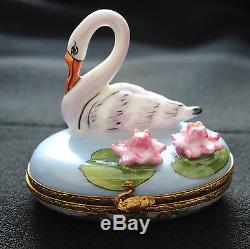 New Limoge Box Swan with Pink Flowers Peint Main