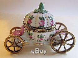 Peint Main LIMOGES France CINDERELLA CARRIAGE WithSLIPPER Hinged Trinket Box