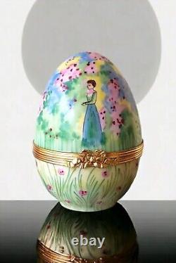 Peint Main Limited Edition LimogesEgg by Pierre Arquié