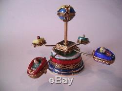 Peint Main Limoges Carnival Ride with Four Separate Cars Trinket Box