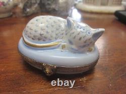 Peint Main Limoges France Designed by J. D. Cat Trinket Box Limited Edition