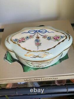 Peint Main Limoges France Ribbon Bow Pink Blue Gold Floral Porcelain Trinket Box