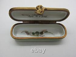 Peint Main Limoges France Signed FV SQUIRREL & Squirrel Clasp Trinket box MINT