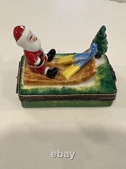 Peint Main Limoges France Trinket Box Santa On Sleigh With Skis And Tree