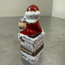 Peint Main Limoges Porcelain SANTA CLAUS IN CHIMNEY Trinket Box Christmas