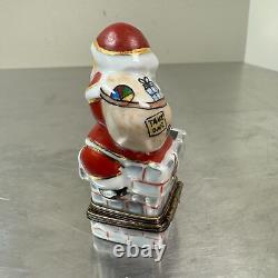 Peint Main Limoges Porcelain SANTA CLAUS IN CHIMNEY Trinket Box Christmas