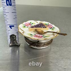 Peint Main Limoges Porcelain SLICE OF PIE with Spoon & Plate Trinket Box