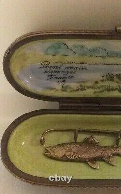 Peint Main Limoges Trinket Box, Fishing Rod & Painted Case Eximious Edition