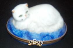 Peint Mein Limoges France ARTORIA White Persian Cat TRINKET BOX Hand Painted