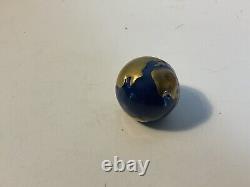 Print Main Limoges Peace in the New Millennium Globe In Glass Egg Gr