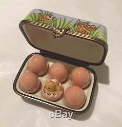 ROCHARD Peint Main Limoges France Egg Carton 6 Oeufs Frais Trinket Porcelain Box