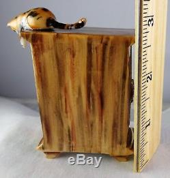 Rare Limoges Peint Main Limited Edition Trinket Box Cat On Curio Cabinet #49/500