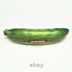 Retired 5 Green Peas in a Pea Pod Limoges Trinket Box Signed NF