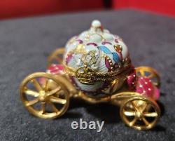 Rochard LIMOGES PEINT MAIN TRINKET BOX CINDERELLA CARRIAGE New