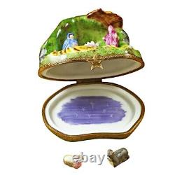 Rochard Limoges Christmas Nativity with Removable Animals Trinket Box